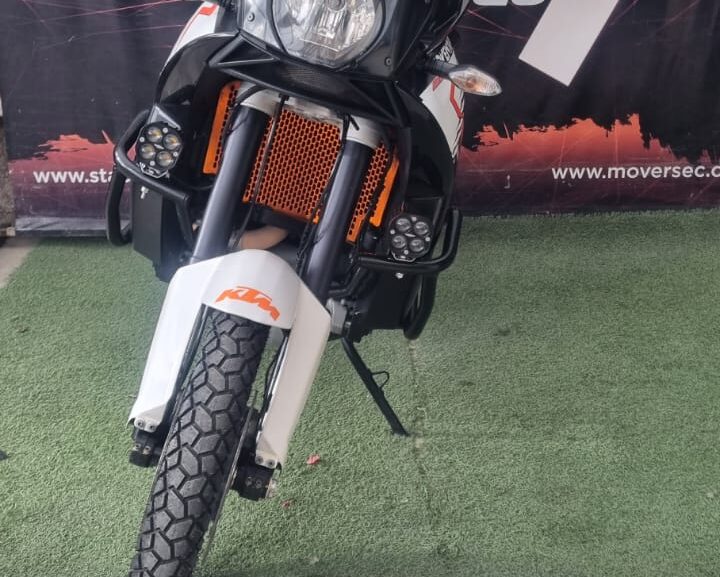 KTM 990 Adventure 2011 full