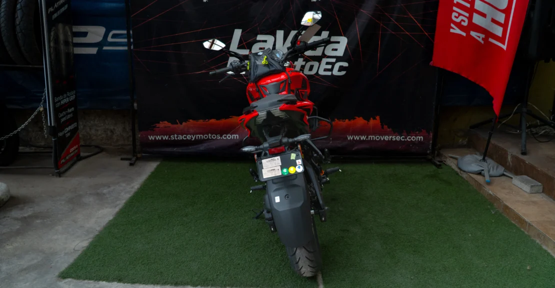 BAJAJ – PULSAR 400 NS full