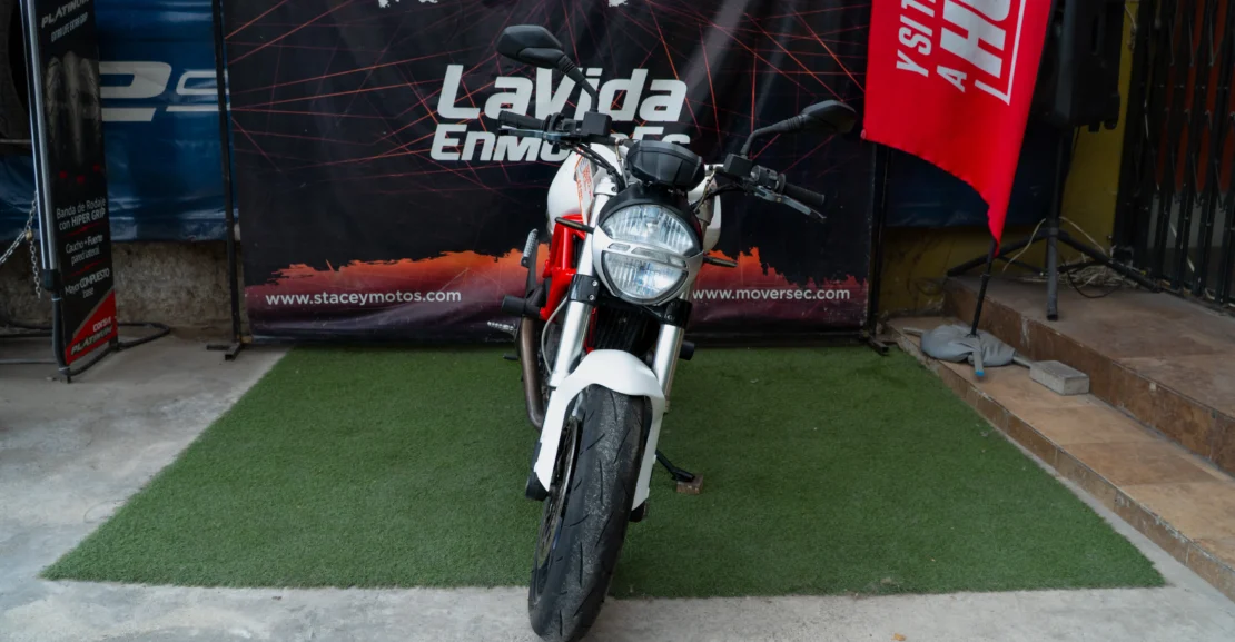 DUCATI – MONSTER 796 full