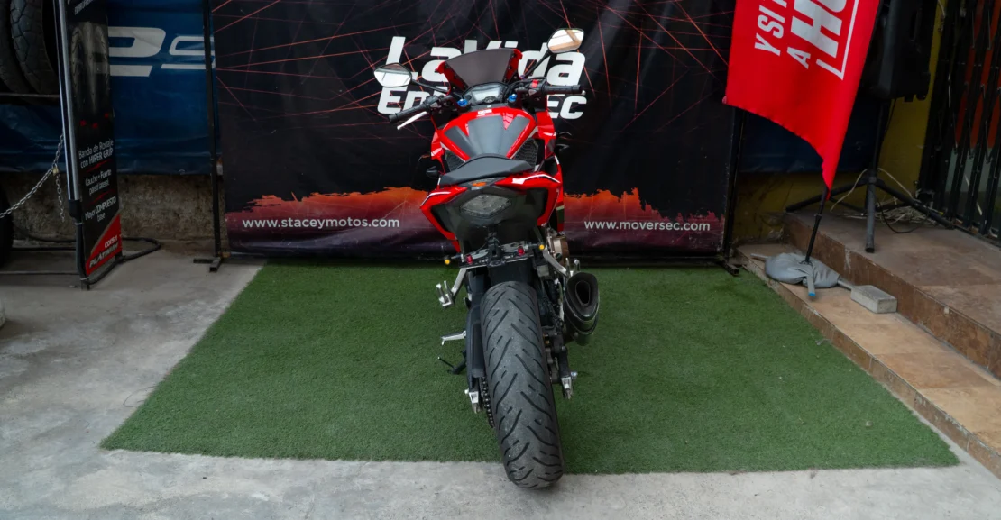 HONDA – CBR 500 full