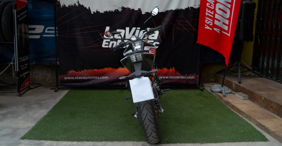 KTM – DUKE 200 full