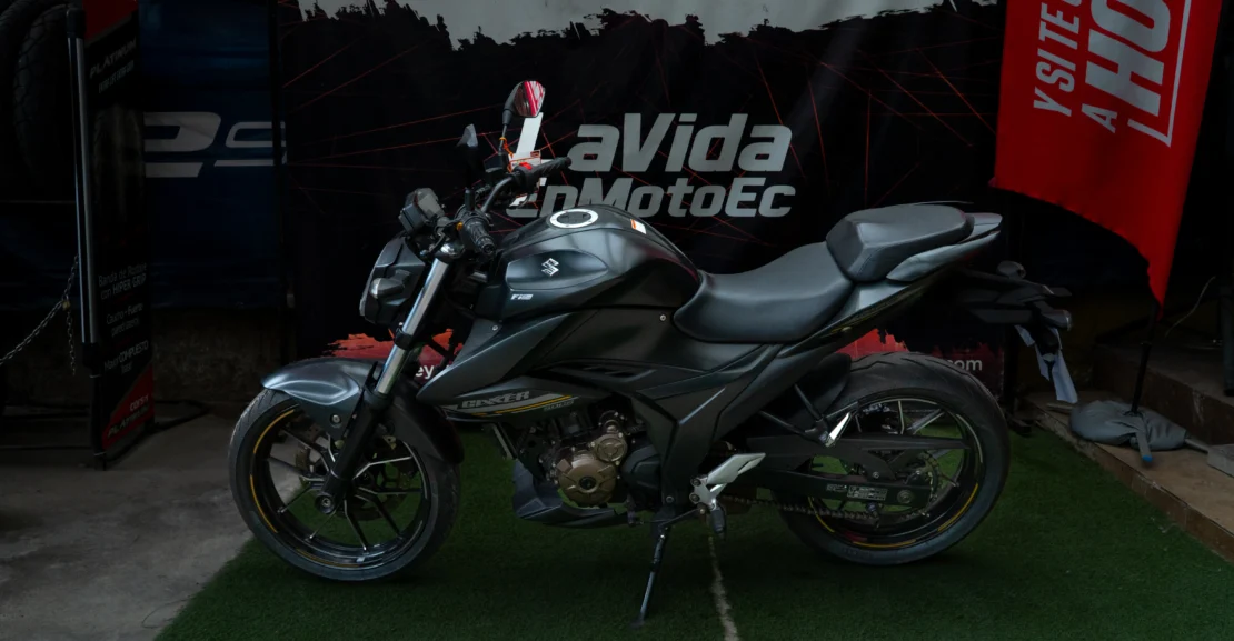 SUZUKI – GSX 250 full