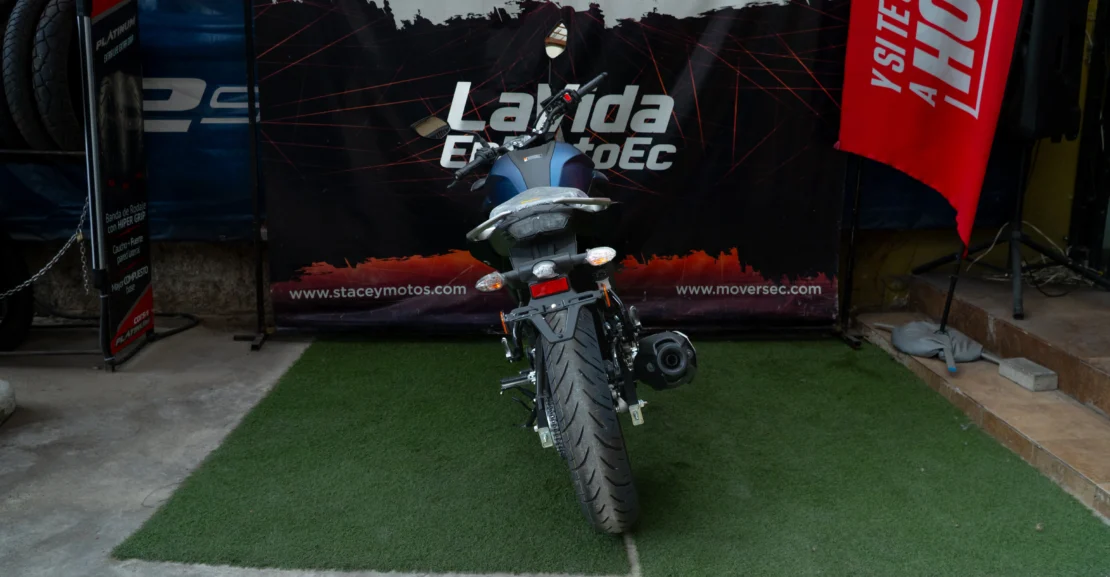 YAMAHA – FZ-25 full