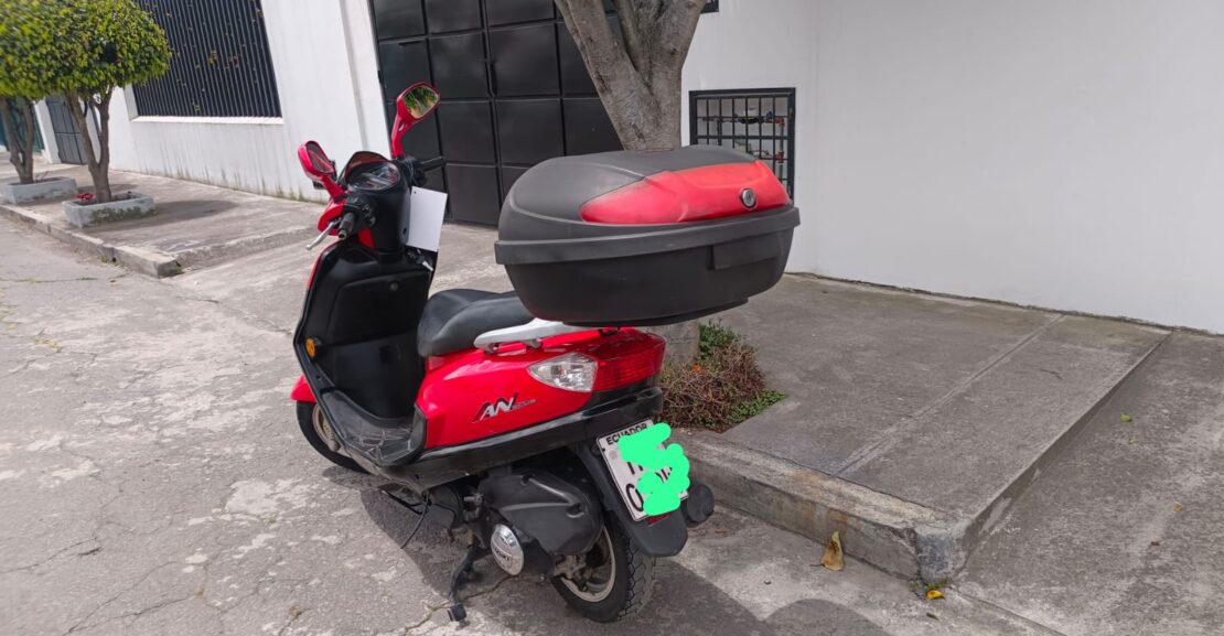 Suzuki – AN 125 full