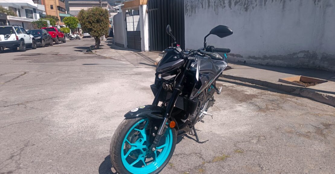 Yamaha – MT-03 full