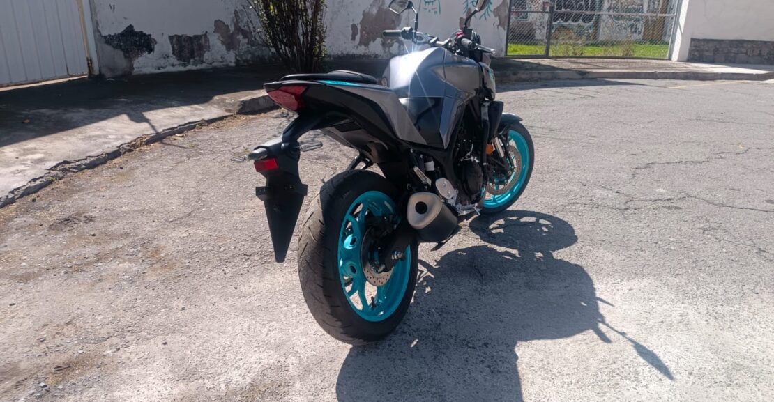 Yamaha – MT-03 full